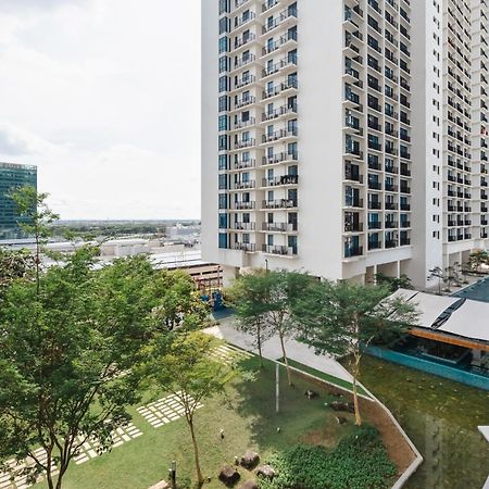 Netflix Studio @ Trefoil Setia City Setia Alam Exterior foto